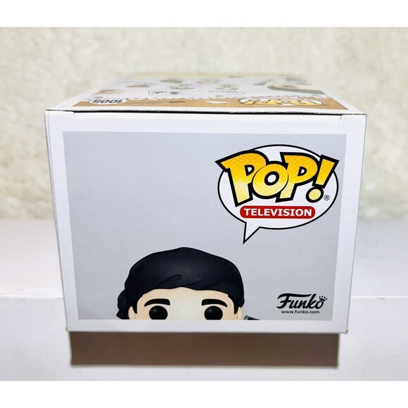 Funko Pop The Office Michael Scott Survivor with Camera #1005 w/Protector - Picture 5 of 6